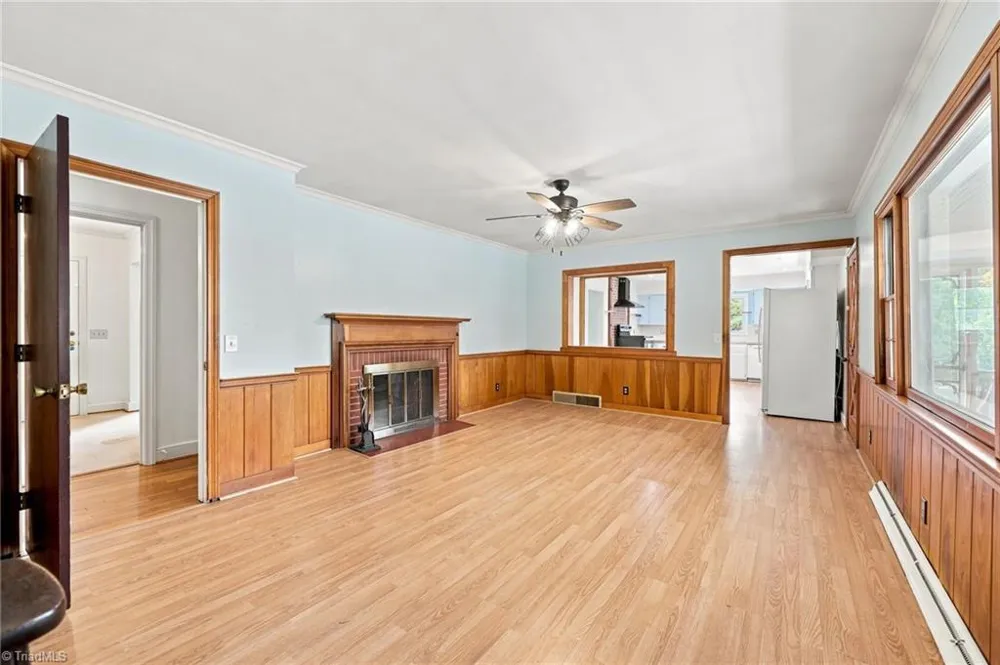 5923 ARCADIA DRIVE Greensboro, NC 27410