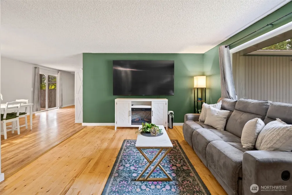 3965 Celeste Court SE Port Orchard, WA 98366