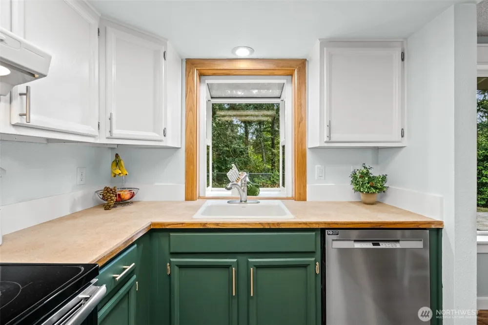 3965 Celeste Court SE Port Orchard, WA 98366