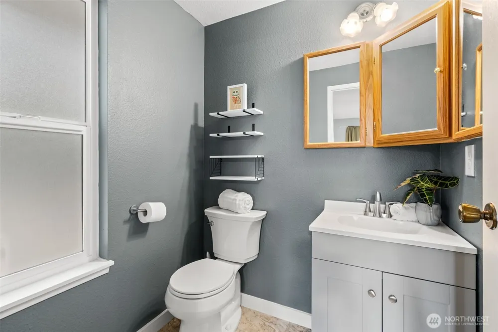 3965 Celeste Court SE Port Orchard, WA 98366