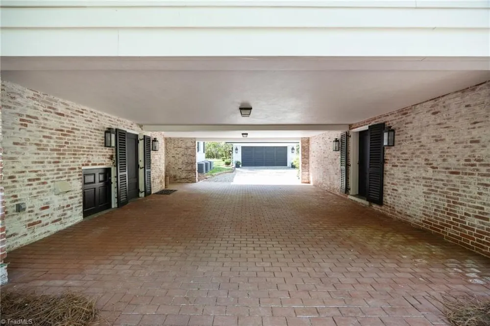 2319 Princess Ann Street Greensboro, NC 27408