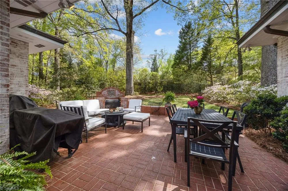 2319 Princess Ann Street Greensboro, NC 27408