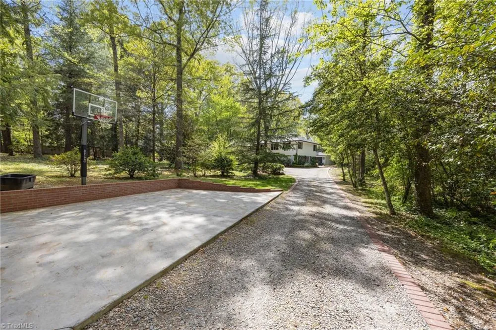 2319 Princess Ann Street Greensboro, NC 27408