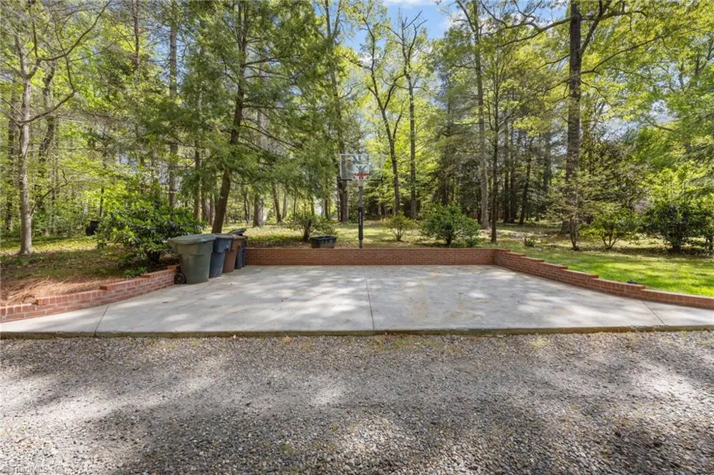 2319 Princess Ann Street Greensboro, NC 27408