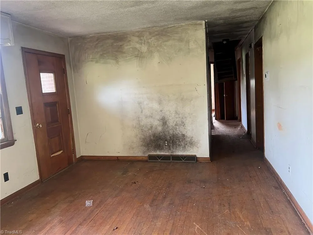 180 Cedar Lane Reidsville, NC 27320