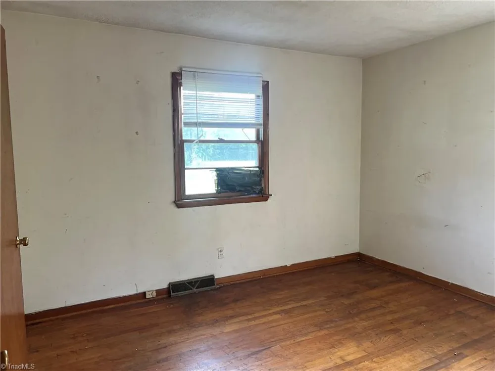 180 Cedar Lane Reidsville, NC 27320