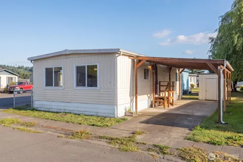 4400 Ocean Beach Highway #33