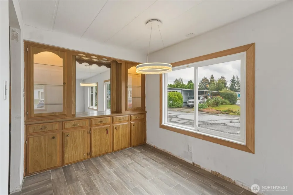 4400 Ocean Beach Highway #33 Longview, WA 98632