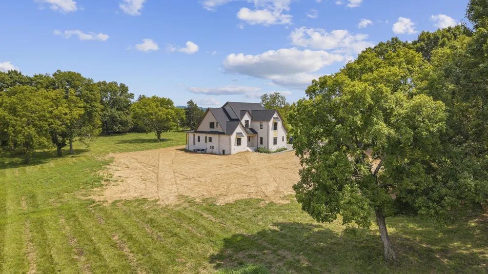 8285 Cainsville Rd Lebanon, TN 37090
