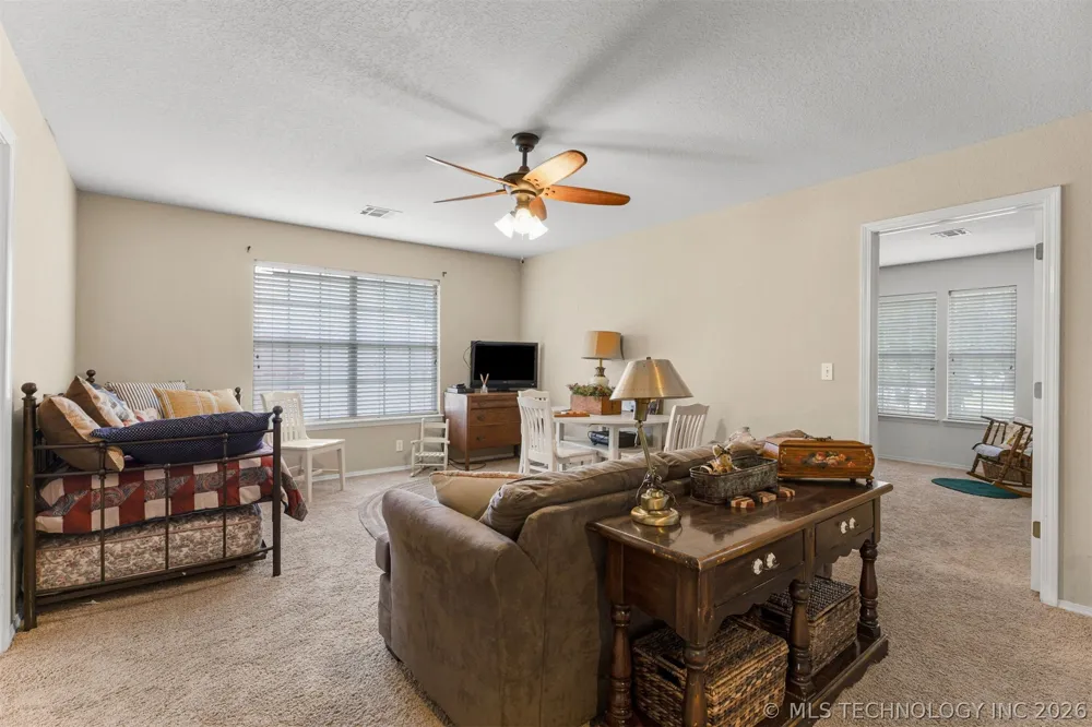 8105 S 86th Avenue Tulsa, OK 74133
