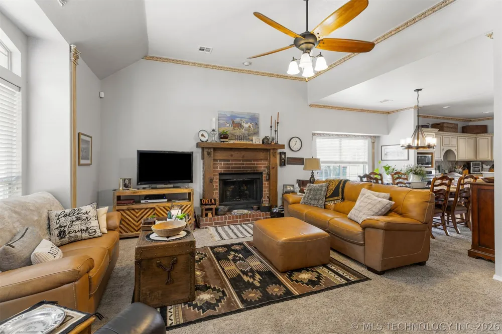 8105 S 86th Avenue Tulsa, OK 74133