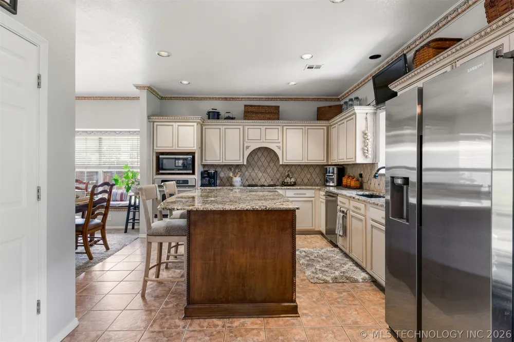 8105 S 86th Avenue Tulsa, OK 74133