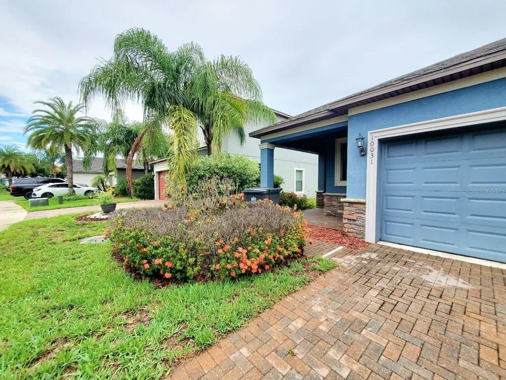 10031 NEWMINSTER LOOP Ruskin, FL 33573