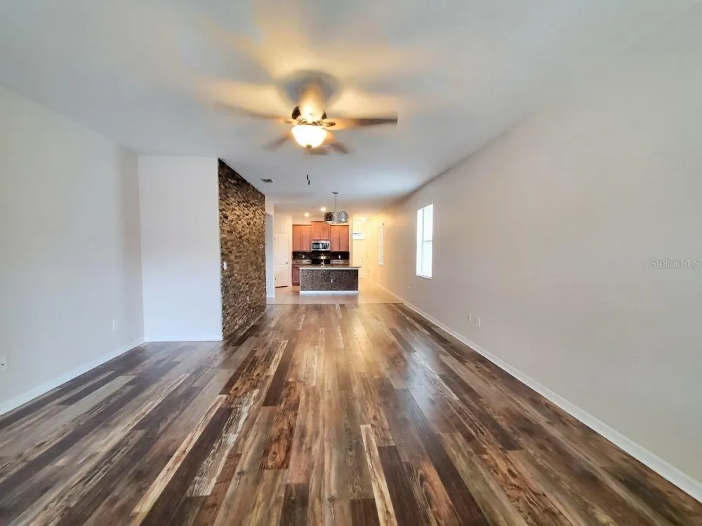 10031 NEWMINSTER LOOP Ruskin, FL 33573
