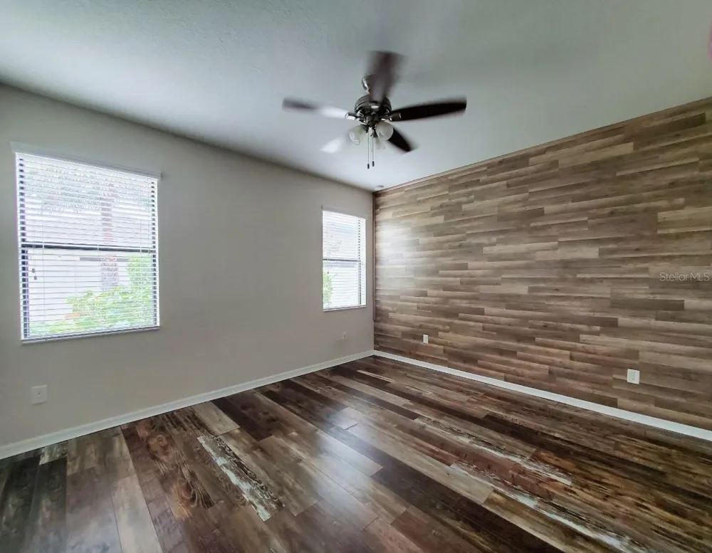 10031 NEWMINSTER LOOP Ruskin, FL 33573