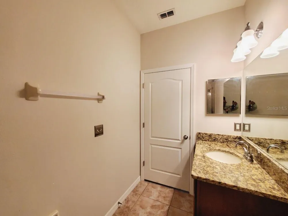 10031 NEWMINSTER LOOP Ruskin, FL 33573