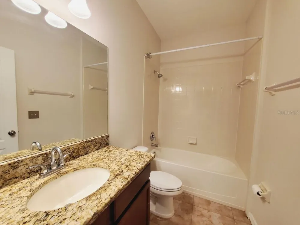 10031 NEWMINSTER LOOP Ruskin, FL 33573