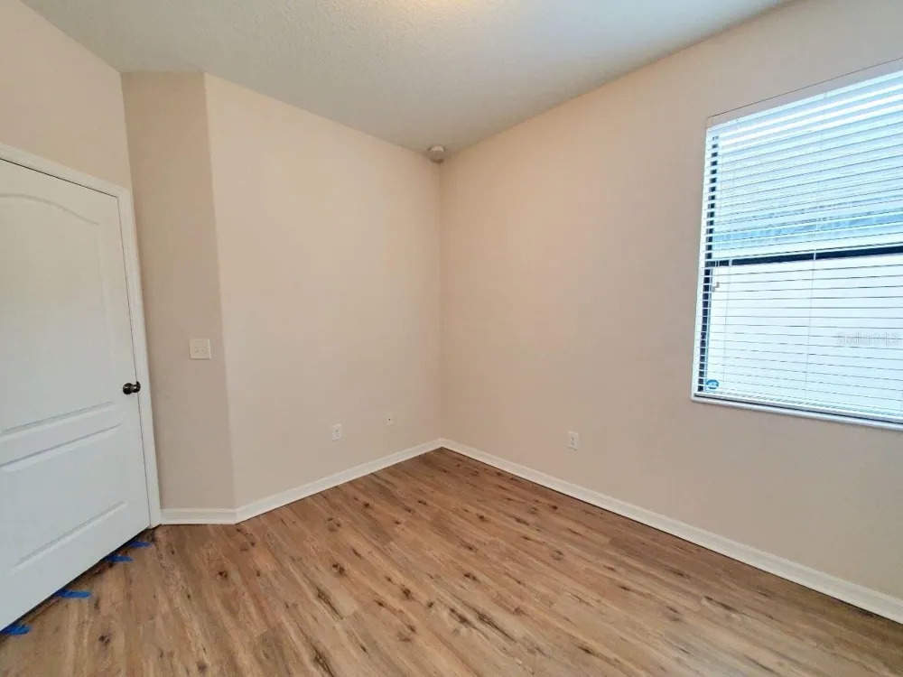 10031 NEWMINSTER LOOP Ruskin, FL 33573