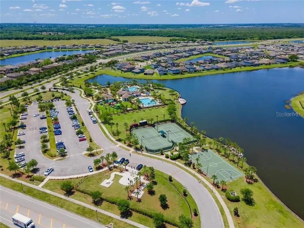 10031 NEWMINSTER LOOP Ruskin, FL 33573