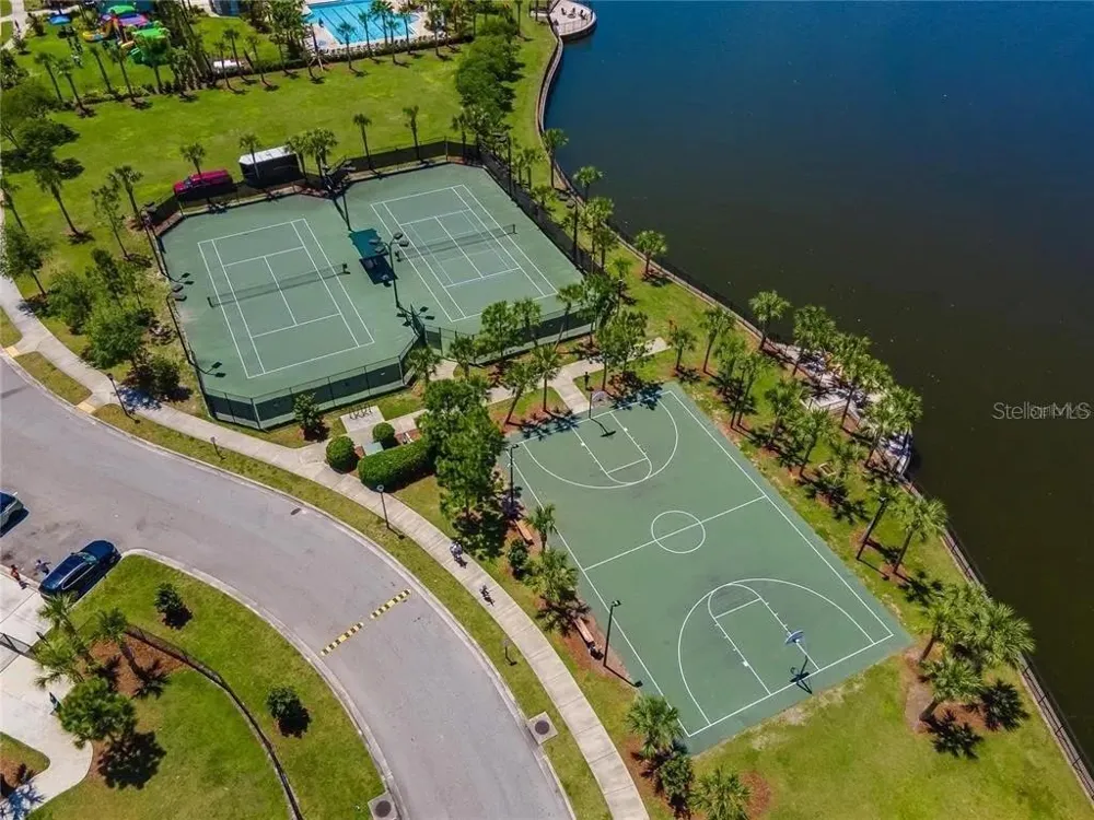 10031 NEWMINSTER LOOP Ruskin, FL 33573
