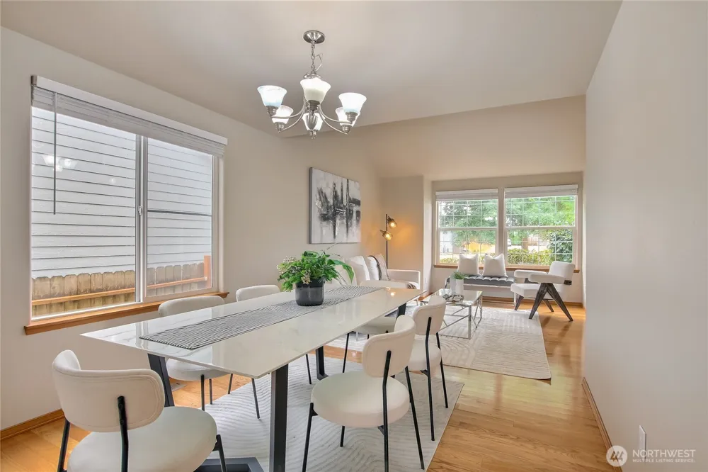 1952 SW 352nd ST Federal Way, WA 98023