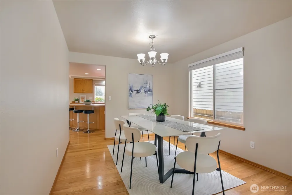 1952 SW 352nd ST Federal Way, WA 98023