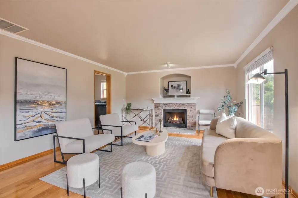 1952 SW 352nd ST Federal Way, WA 98023