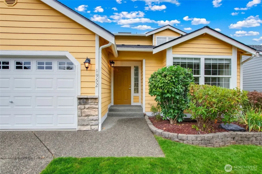 1952 SW 352nd ST Federal Way, WA 98023