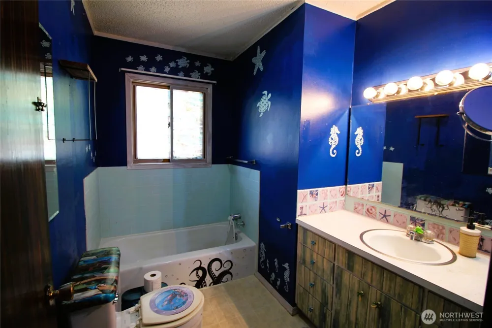278 W Sixth Street Waitsburg, WA 99361