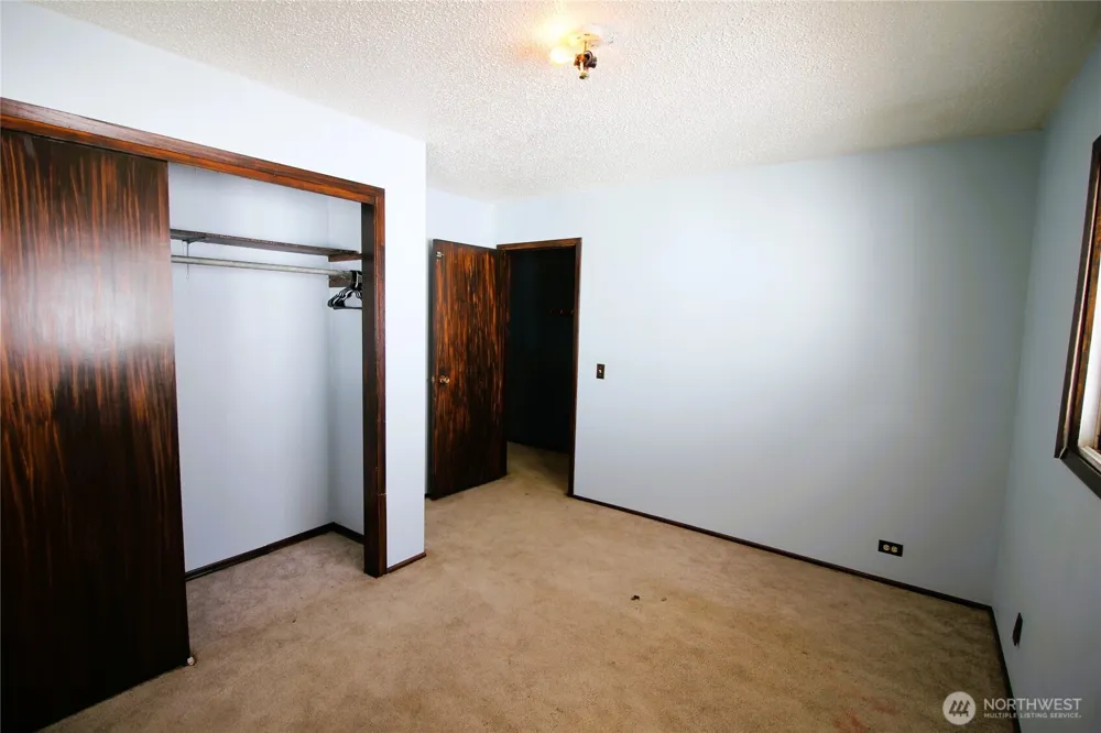 278 W Sixth Street Waitsburg, WA 99361