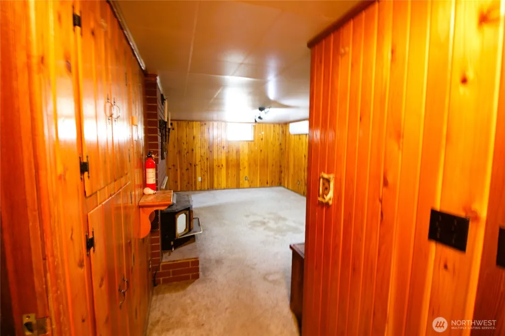 278 W Sixth Street Waitsburg, WA 99361