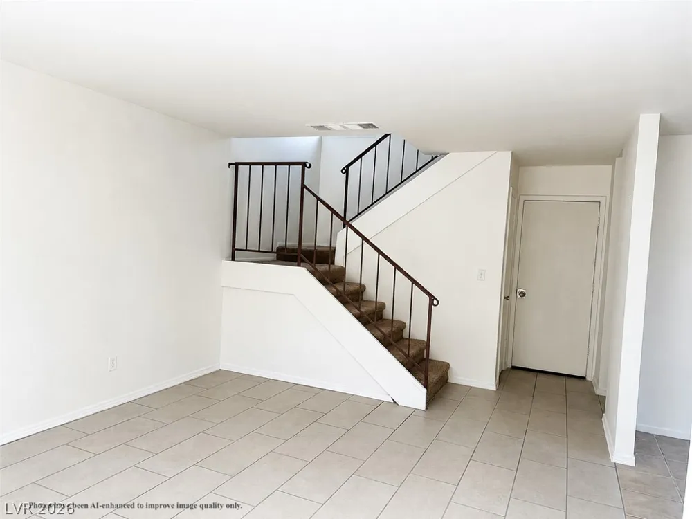 4338 Caliente Street #15 Las Vegas, NV 89119