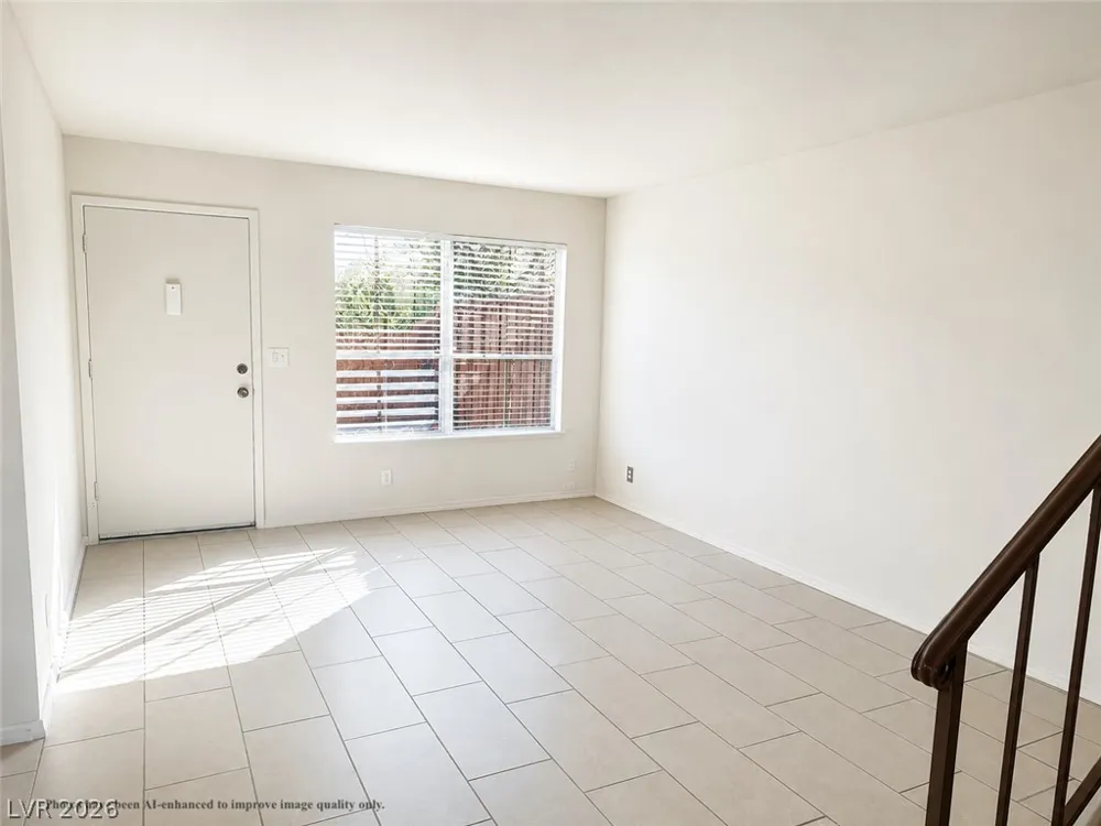 4338 Caliente Street #15 Las Vegas, NV 89119