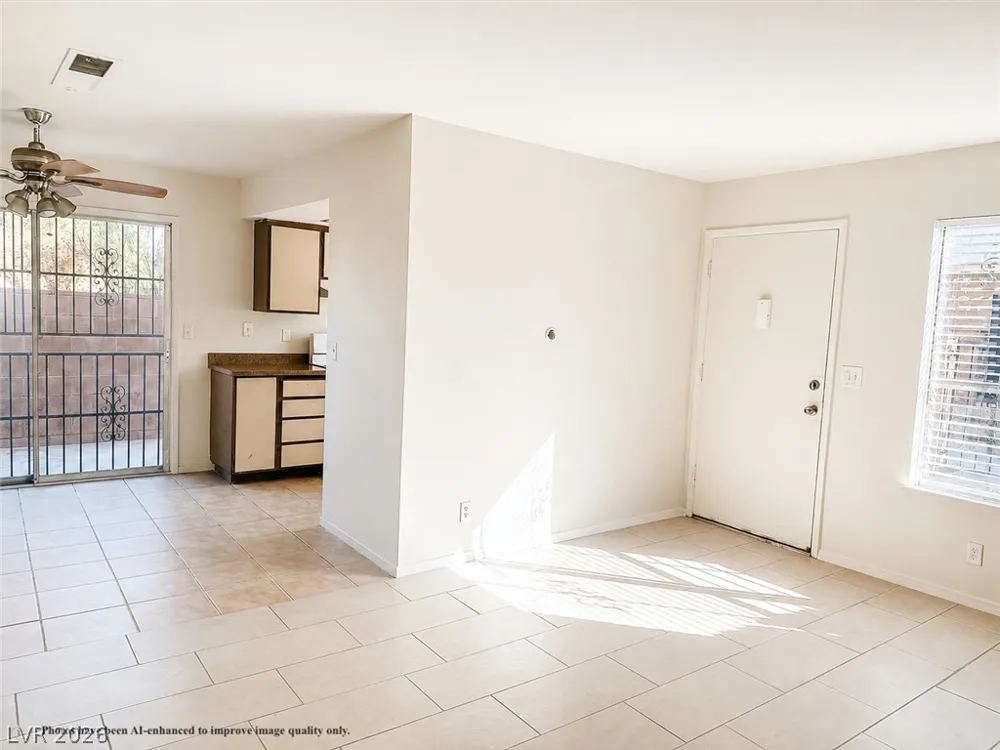 4338 Caliente Street #15 Las Vegas, NV 89119