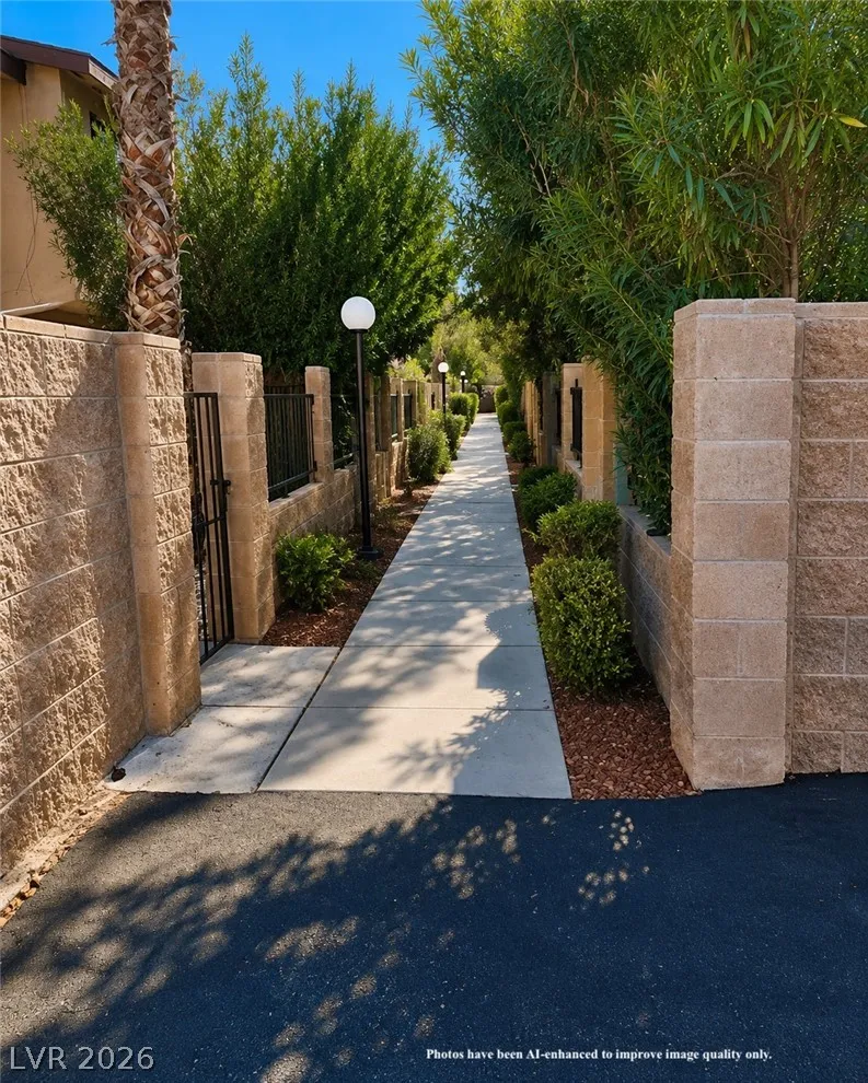 4338 Caliente Street #15 Las Vegas, NV 89119