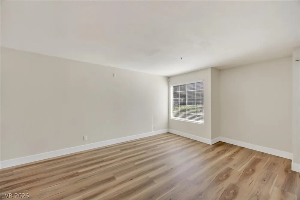 2100 JETTY ROCK DRIVE #105 Las Vegas, NV 89128