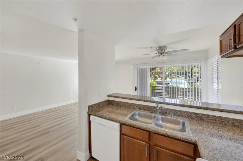 2100 JETTY ROCK DRIVE #105 Las Vegas, NV 89128