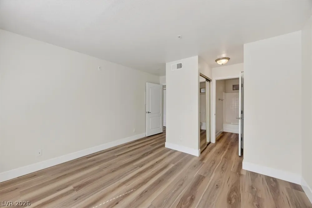 2100 JETTY ROCK DRIVE #105 Las Vegas, NV 89128