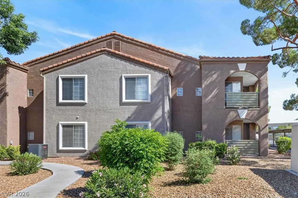 2100 JETTY ROCK DRIVE #105 Las Vegas, NV 89128