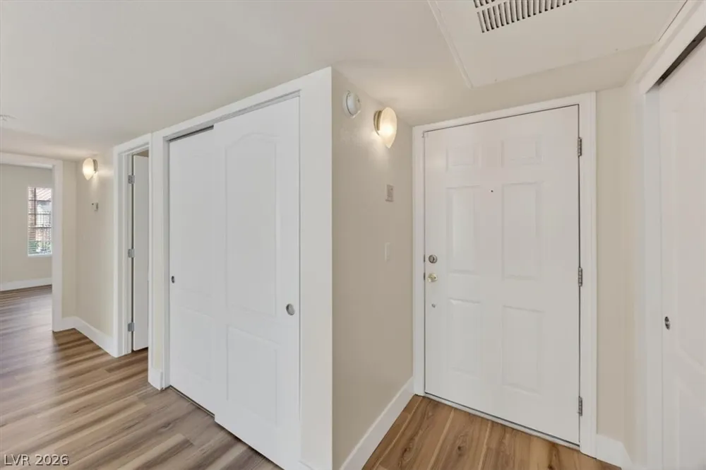 2100 JETTY ROCK DRIVE #105 Las Vegas, NV 89128
