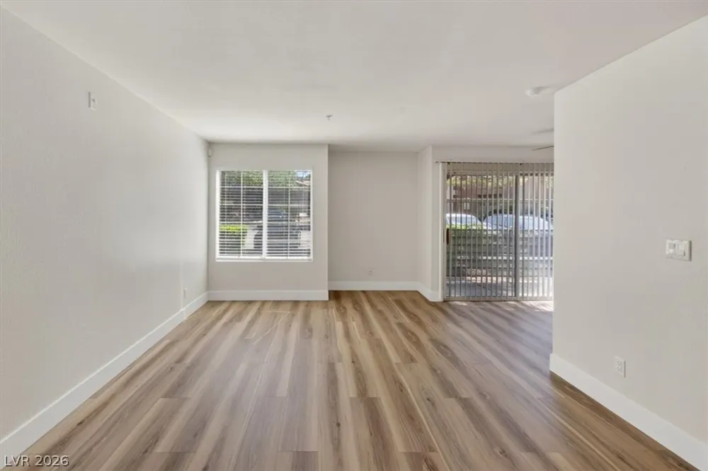 2100 JETTY ROCK DRIVE #105 Las Vegas, NV 89128