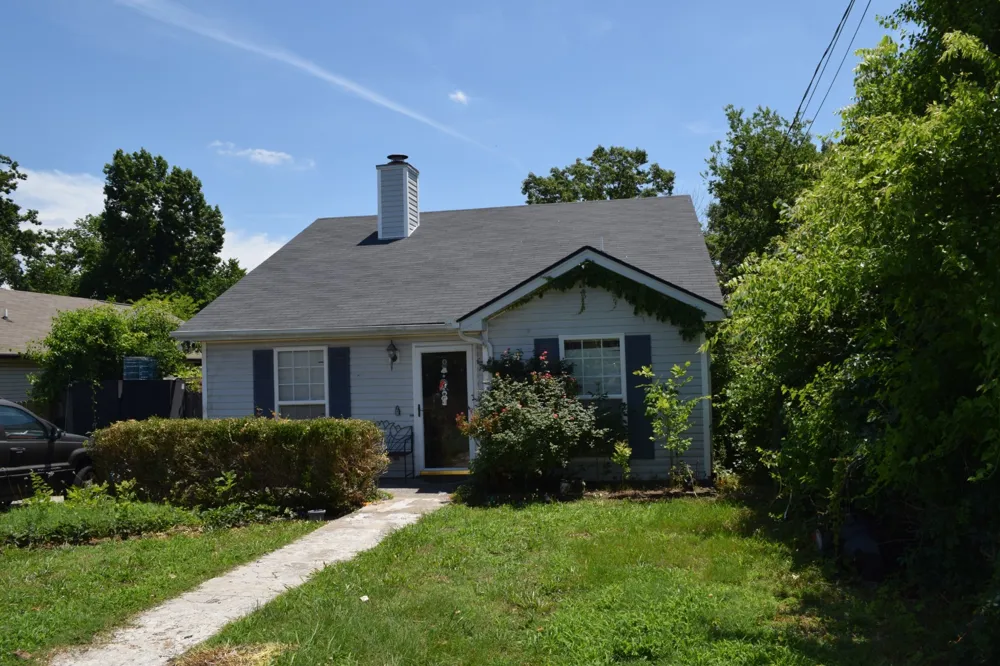456 Cedar Park Cir La Vergne, TN 37086