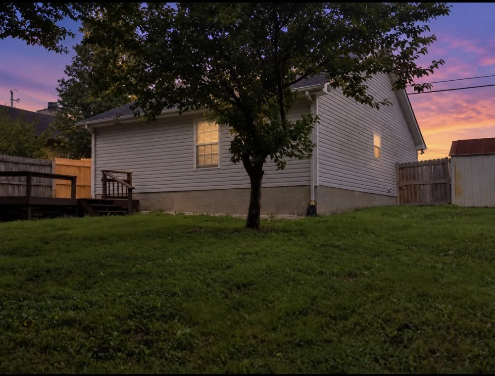 456 Cedar Park Cir La Vergne, TN 37086