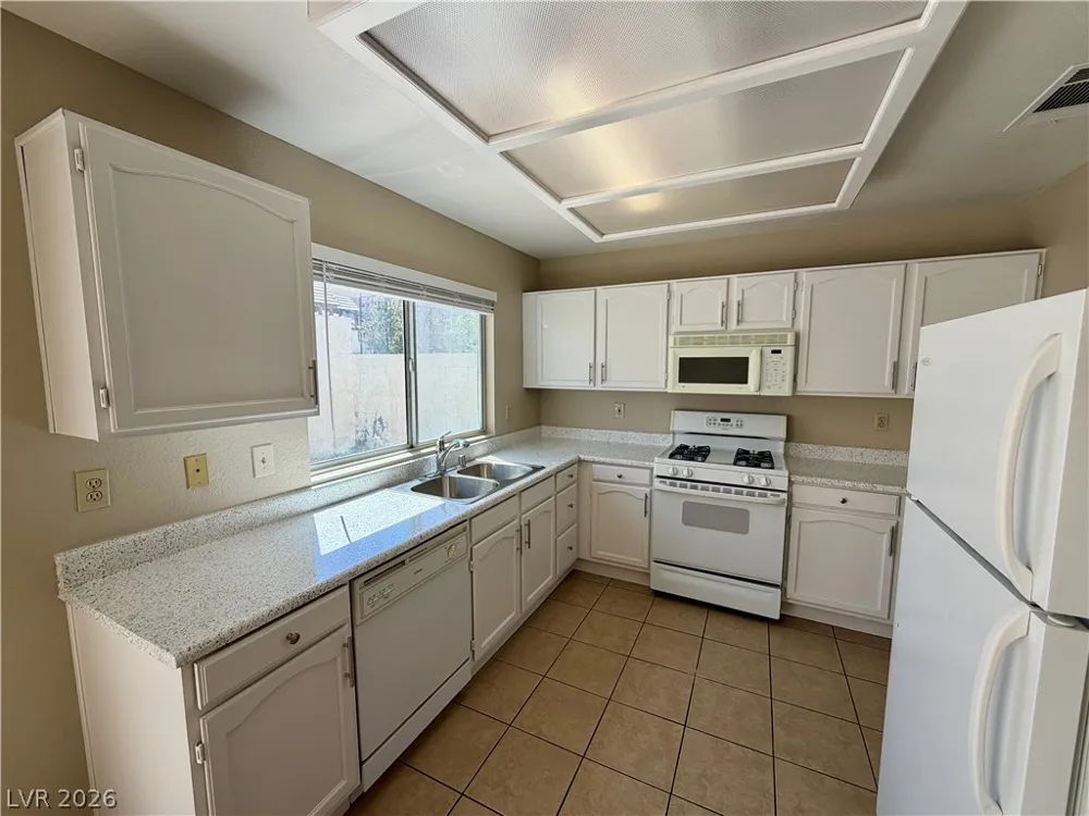 2821 Norfolk Avenue Henderson, NV 89074