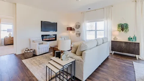 4308 Scarlet Ct