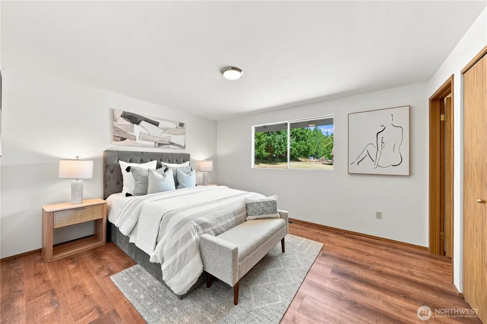 13714 217th Avenue SE Issaquah, WA 98027