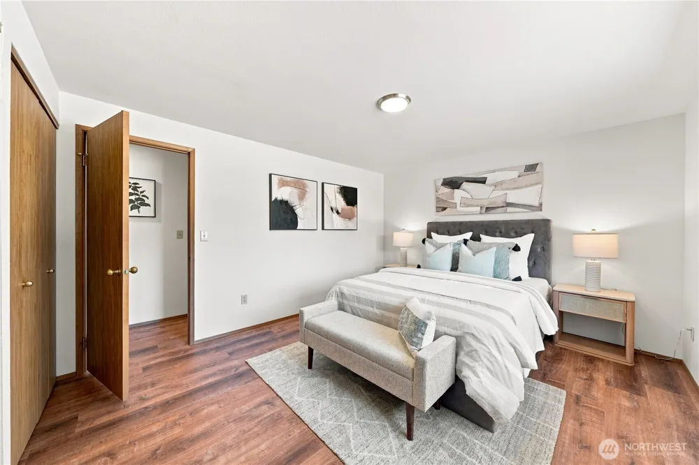 13714 217th Avenue SE Issaquah, WA 98027