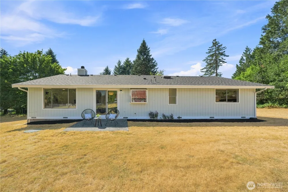 13714 217th Avenue SE Issaquah, WA 98027