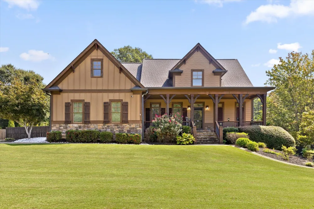 40 Danielle Drive Dallas, GA 30157