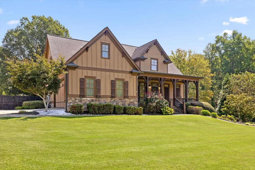 40 Danielle Drive Dallas, GA 30157